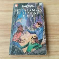 Image of PETUALANGAN DI LEMBAH MAUT